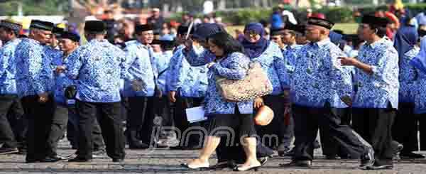 PNS Pemerintah Provinsi Sumatera Barat Hari Ini Tetap Bekerja